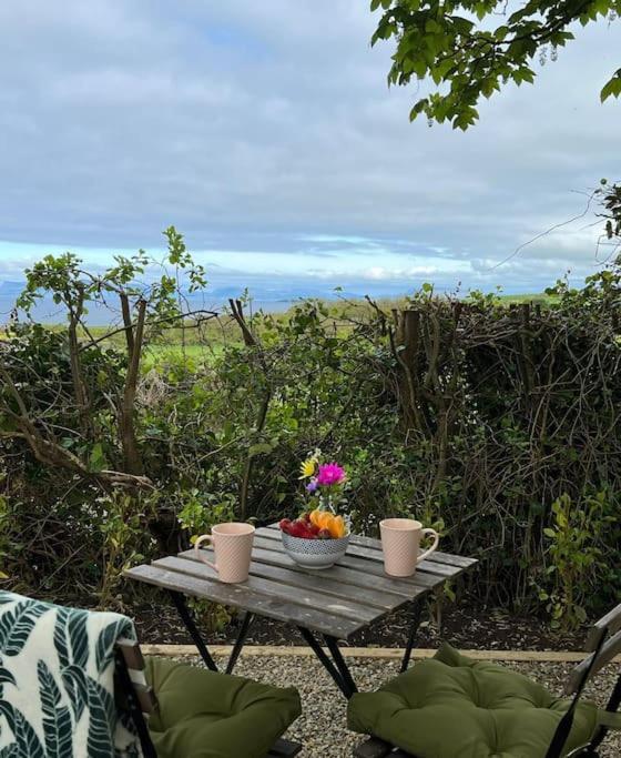 Plumgrove Pod Easkey Villa Sligo Eksteriør billede
